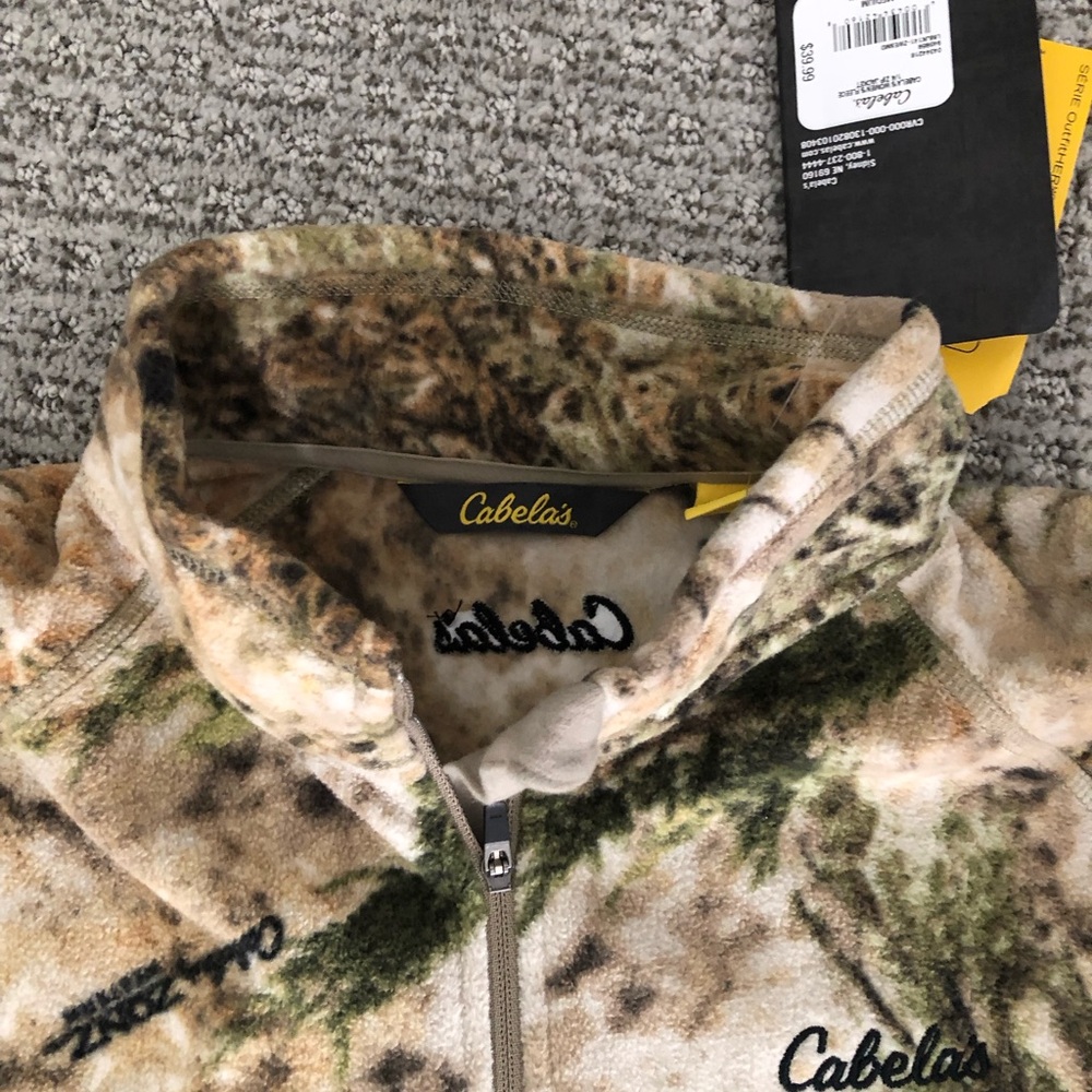 NWT Cabela's Camouflage 1/4 zip Fleece Pullover size Med - Picture 2 of 5